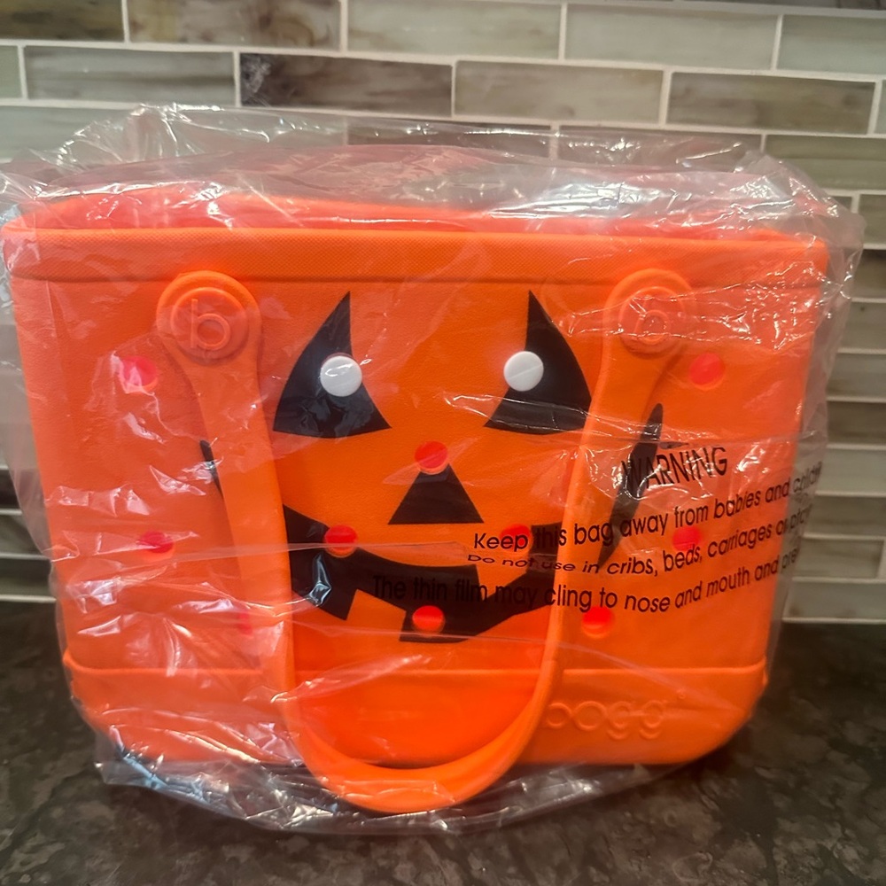 Bitty Bogg Bag Bogg-O-Lantern Halloween pumpkin Orange Treat Tote